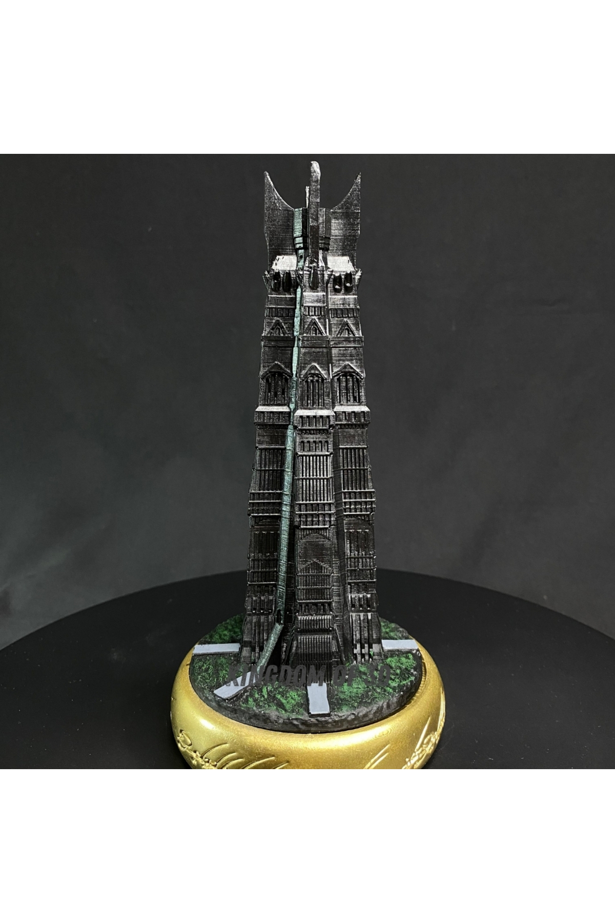 فیگور ارباب حلقه ها برج ارتانک ایزنگارد هدیه از ترکیه Kingdom of 3D
