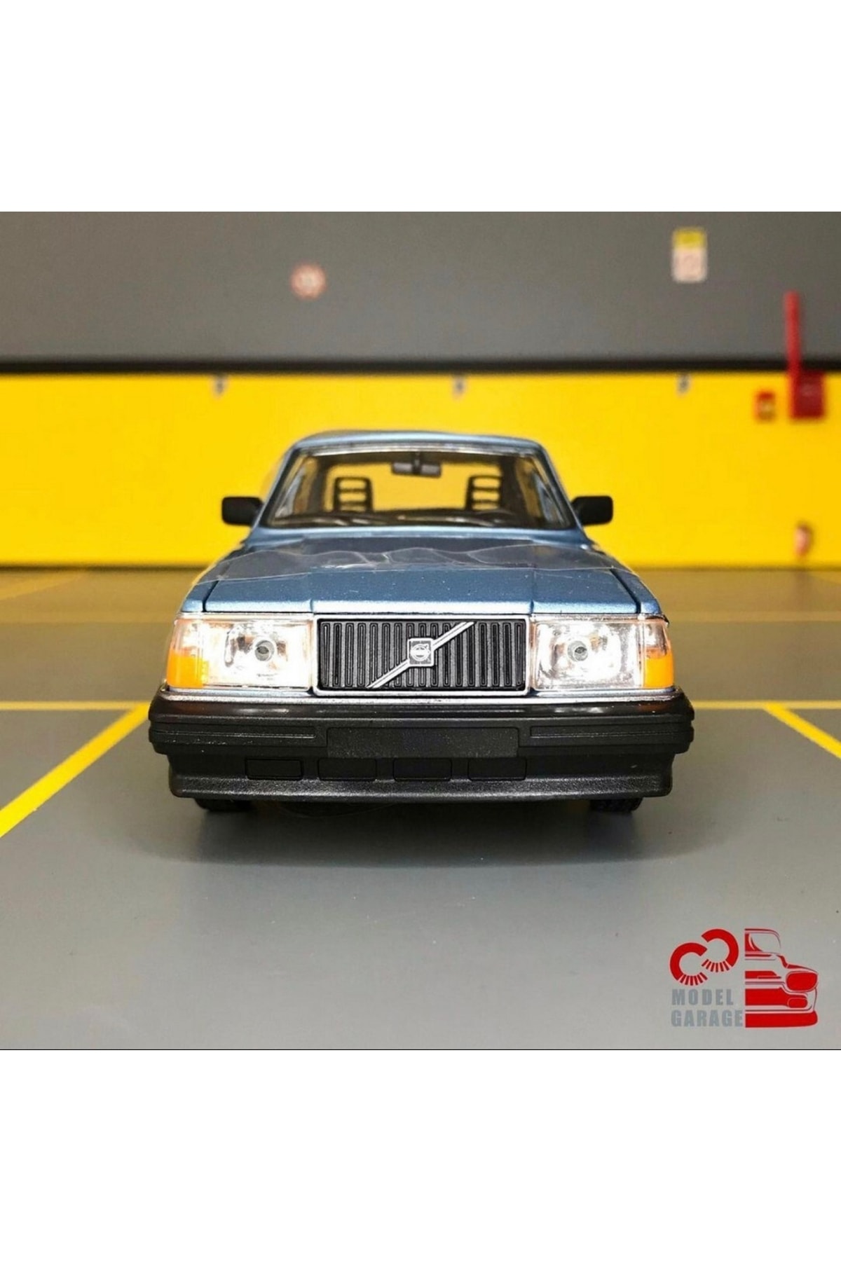 مدل خودرو VOLVO 240 GL 1 24 SCALE C&amp;C MODEL GARAGE DIECAST METAL CAR اورجینال WELLY
