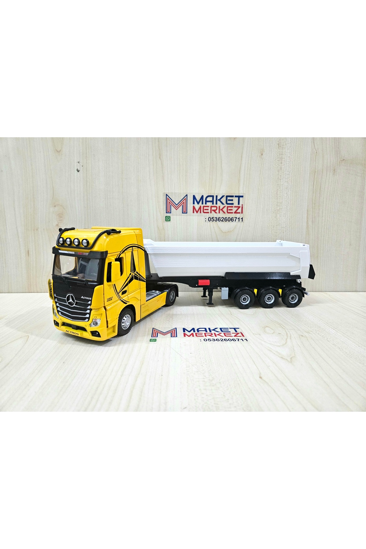 مدل خودرو 35 سانتی متر طول 1 36 MERCEDES ACTROS DUMP TRUCK MODEL نام نوشته شده زرد اورجینال Maket