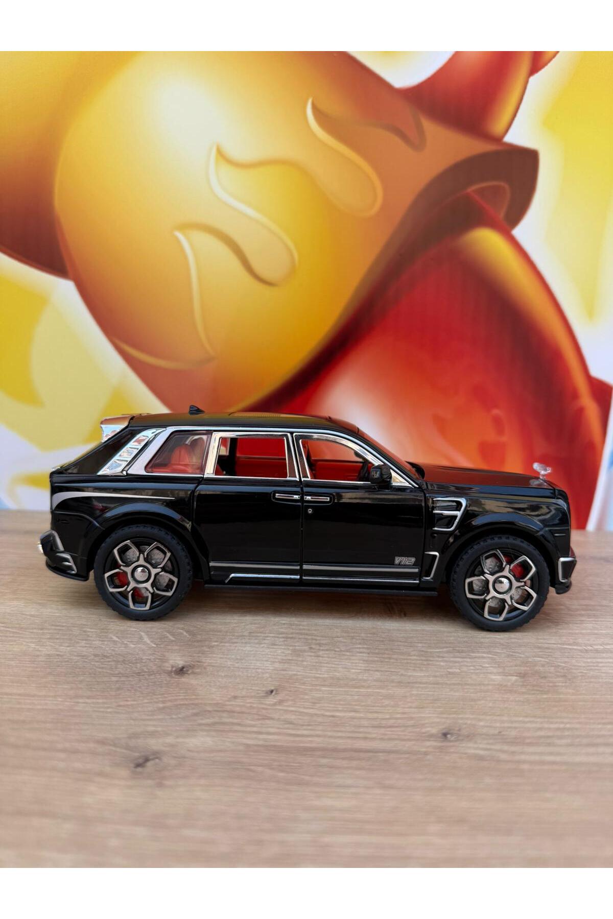 مدل خودرو ROLLS ROYCE PHARMNE TRIM DIE CAST SUV با صدا و کاپوت درب نوری باز می شود اورجینال scntoys