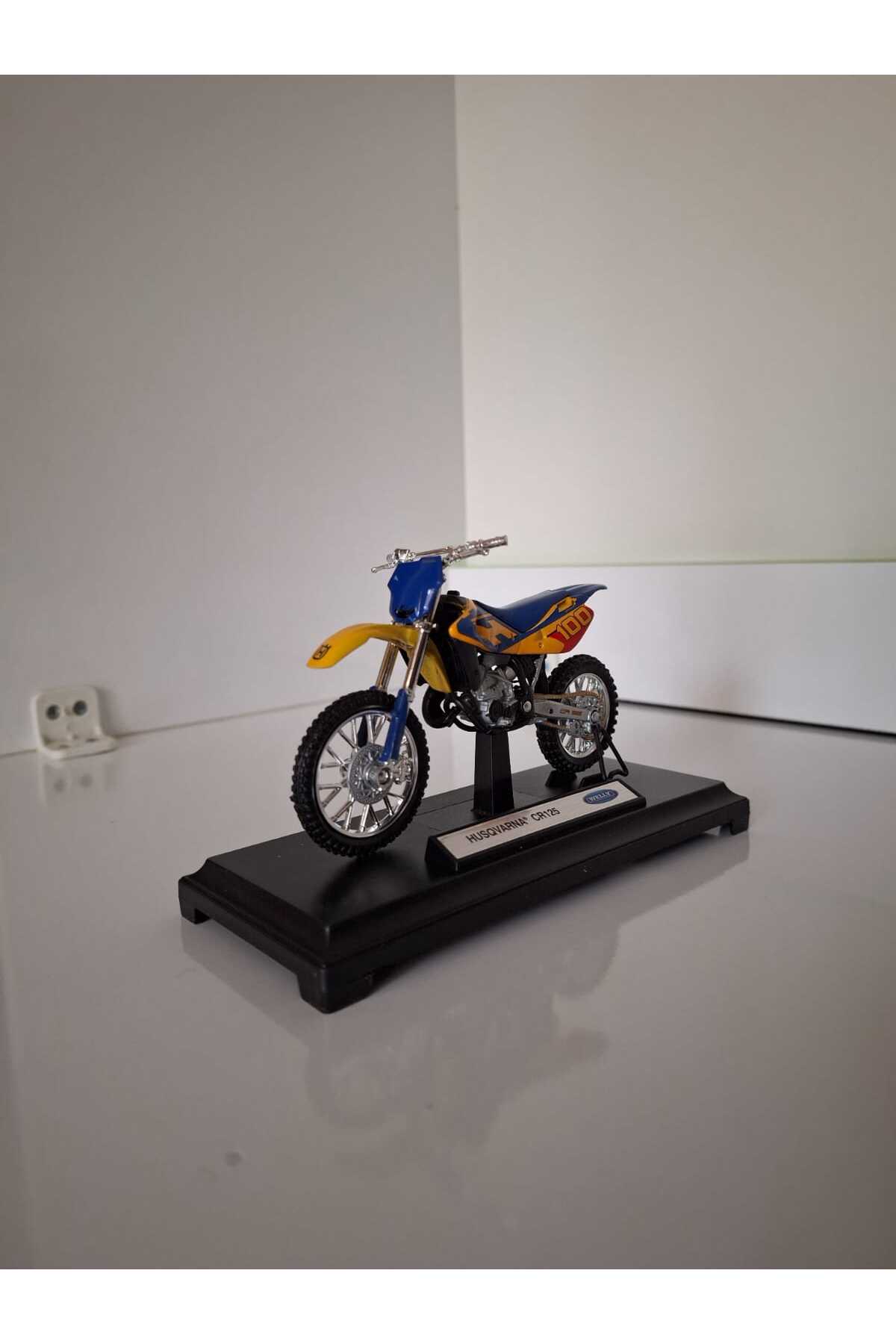 ماشین اسباب بازی موتور سیکلت مقیاس HUSQVARNA CR125 1 18 هات ویلز اورجینال HOT WHEELS