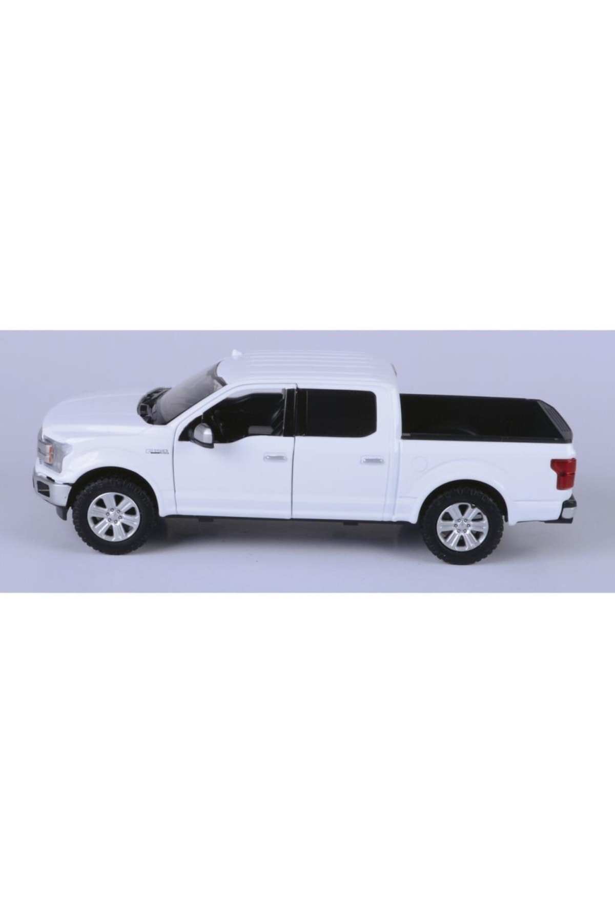 مدل خودرو موتورمکس 2019 فورد F 150 لاریات خدمه کابین سفید 1:24 اورجینال Motor Max