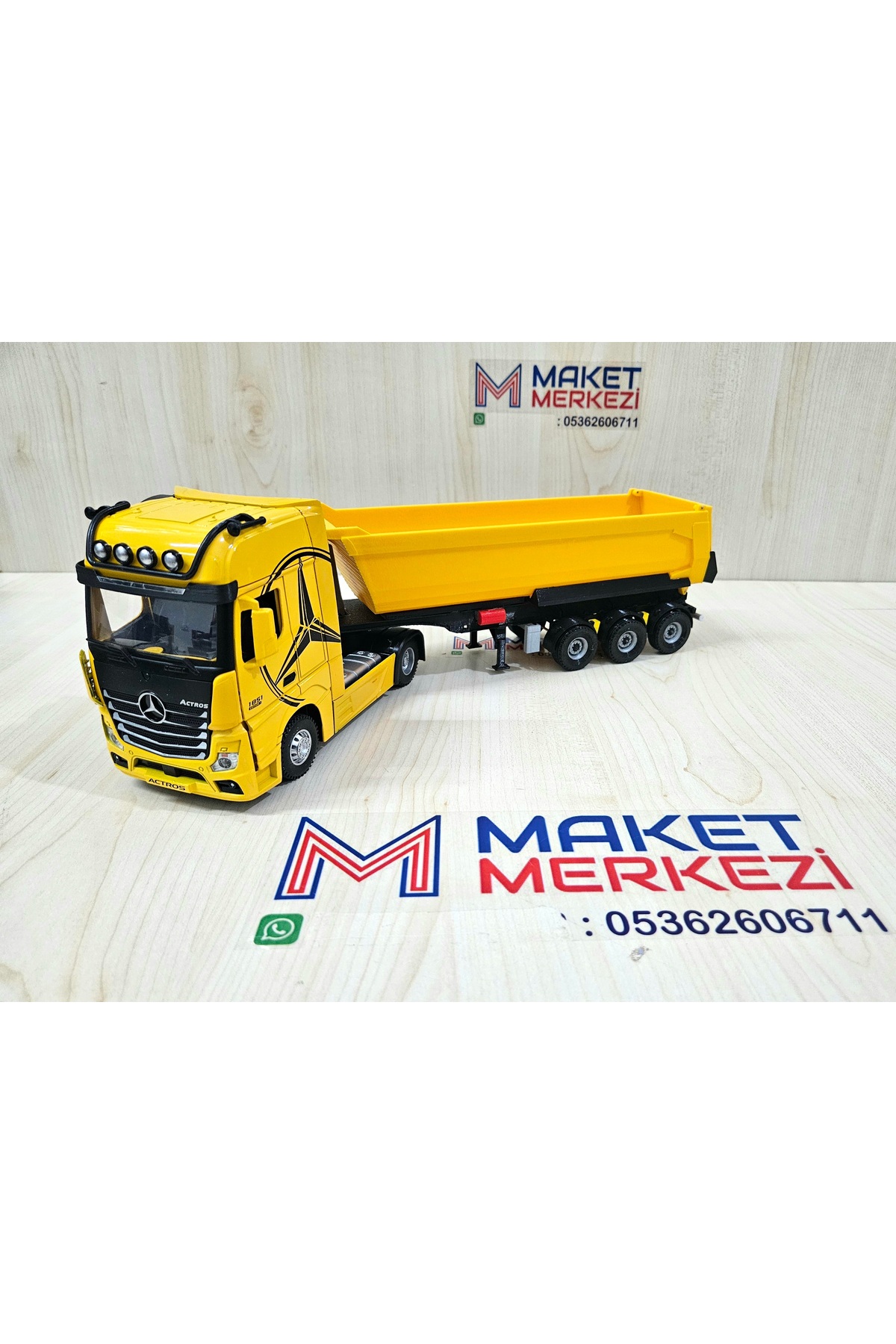 مدل خودرو 35 سانتی متر طول 1 36 MERCEDES ACTROS DUMP TRUCK MODEL نام نوشته شده زرد اورجینال Maket
