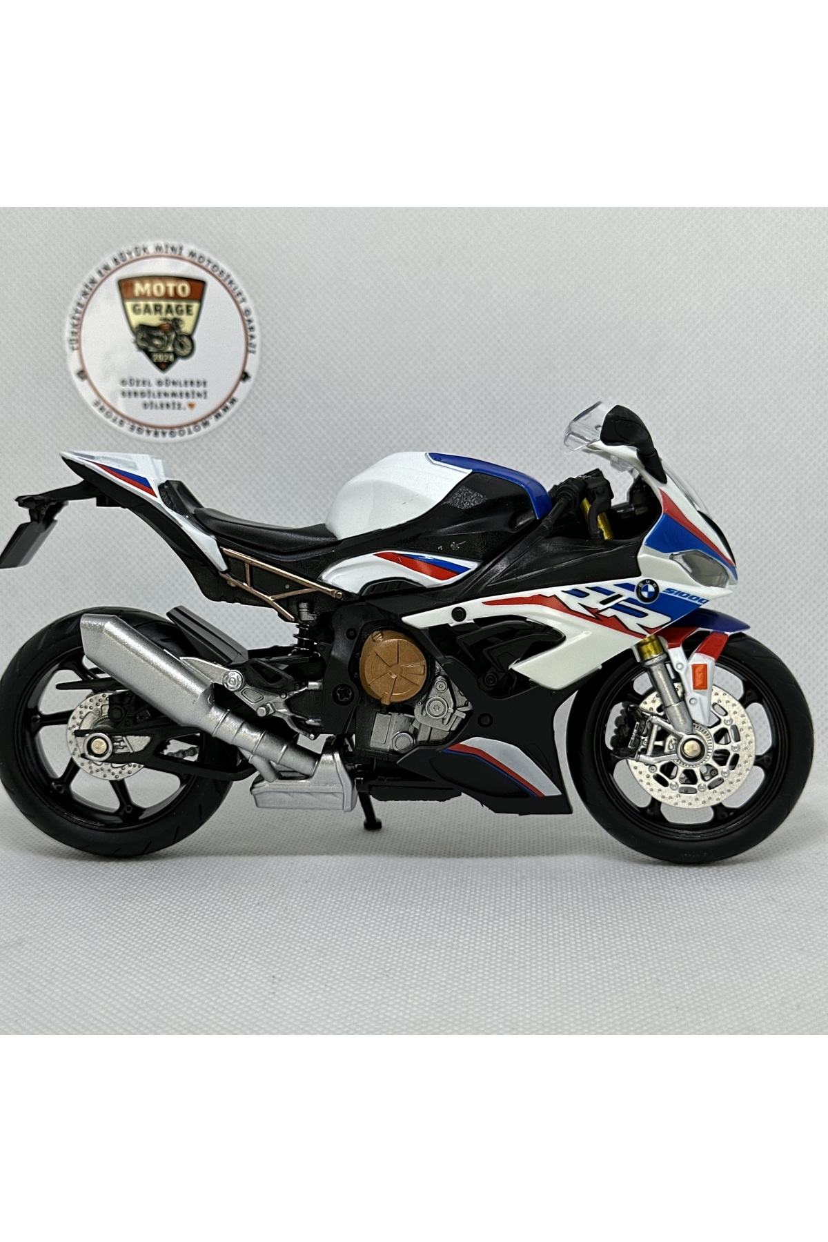 مدل خودرو موتورسیکلت BMW S1000RR 1:12 MAISTO DIECAST – مجموعه بدنه فلزی اورجینال MotoGarage