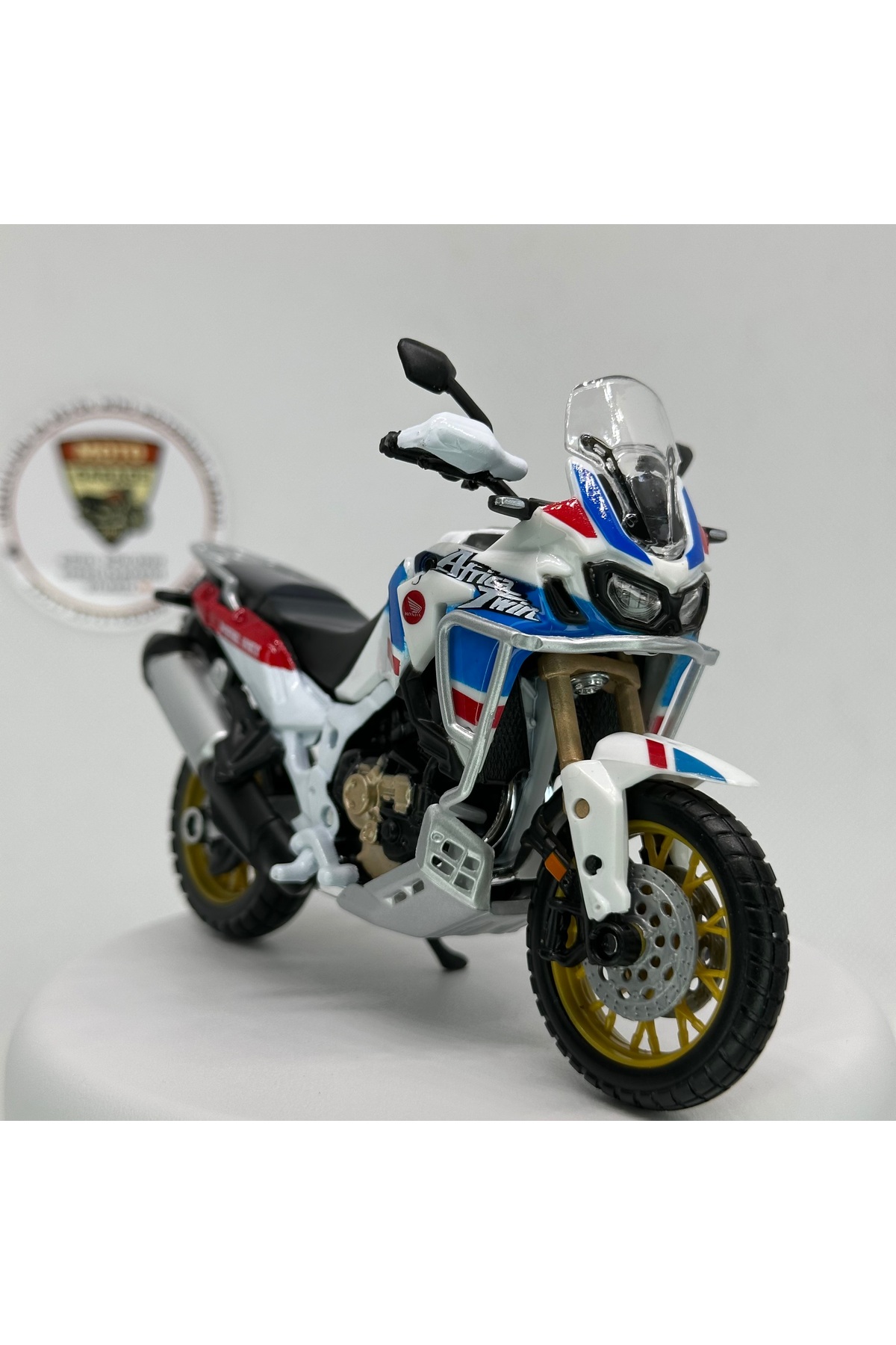 مدل خودرو 1:18 BURAGO HONDA AFRICA TWIN ADVENTURE از ترکیه Sunman