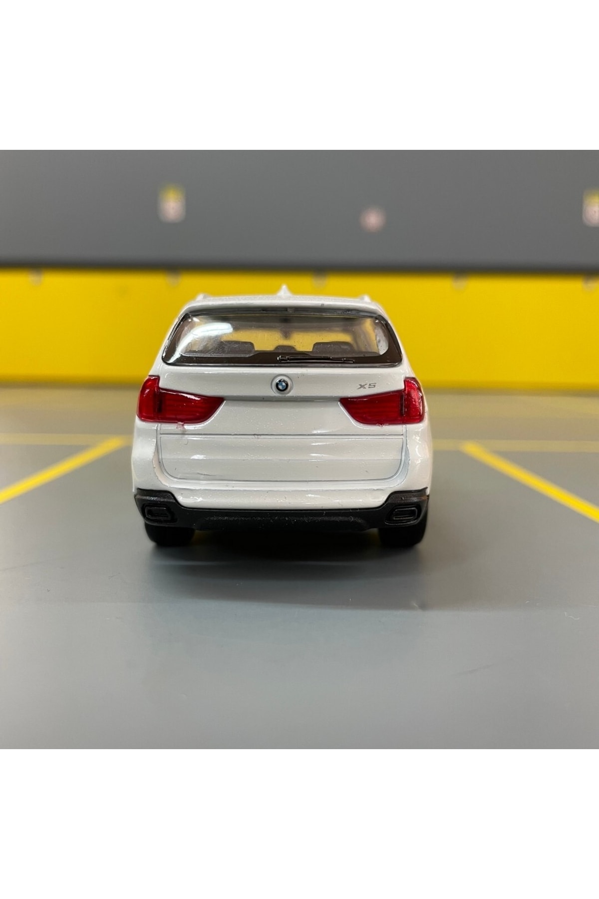 مدل خودرو BMW X5 1 36 SCALE DIECAST METAL MODEL CAR PULL DROP TOY اورجینال WELLY