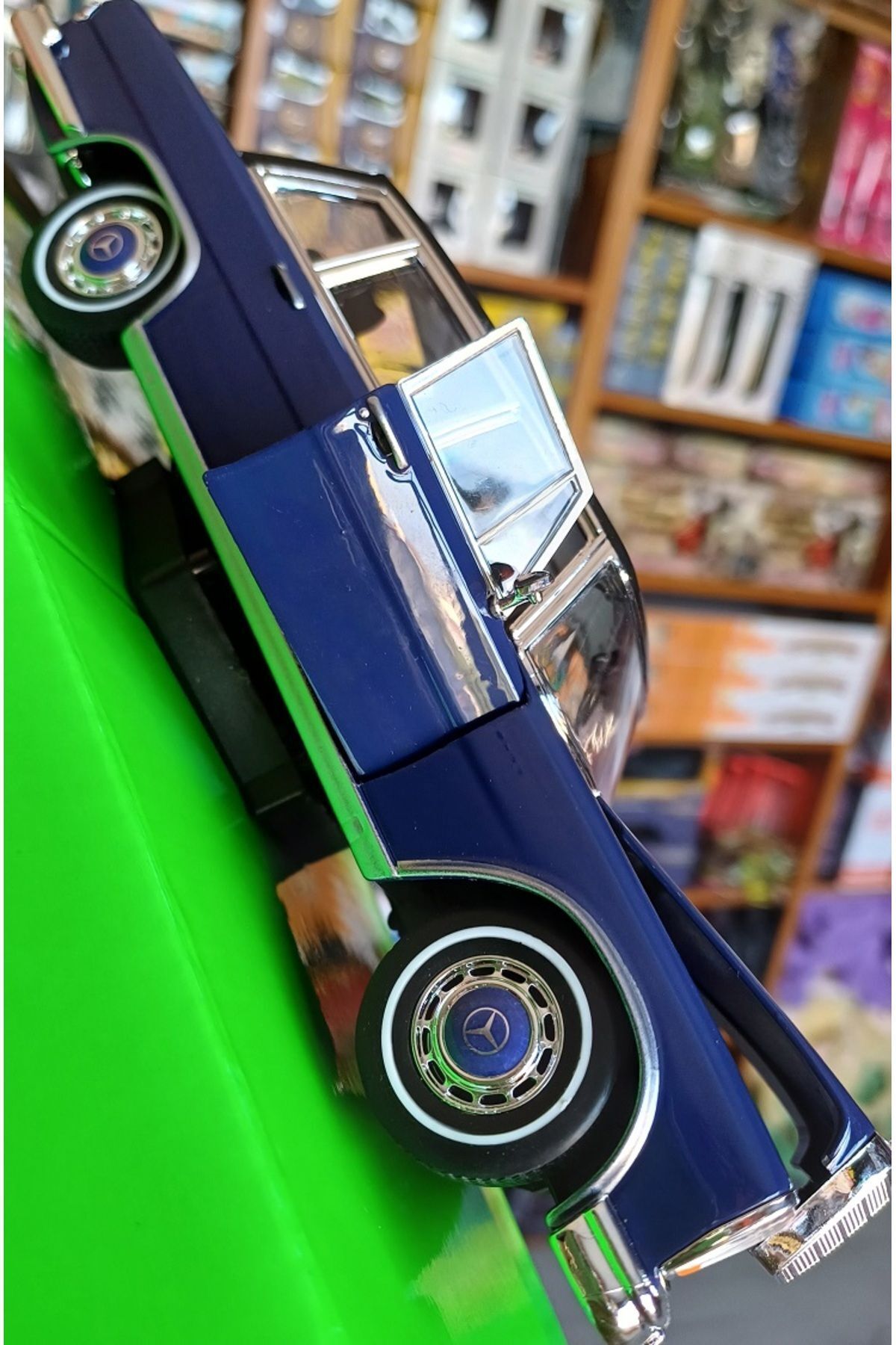 مدل خودرو MERCEDES BENZ 600 METAL CLASSIC EXECUTIVE CAR 1963 MODEL 1:24 DIECAST COLLECTION 18X8CM از ترکیه OYUNCAKSAHİLİ