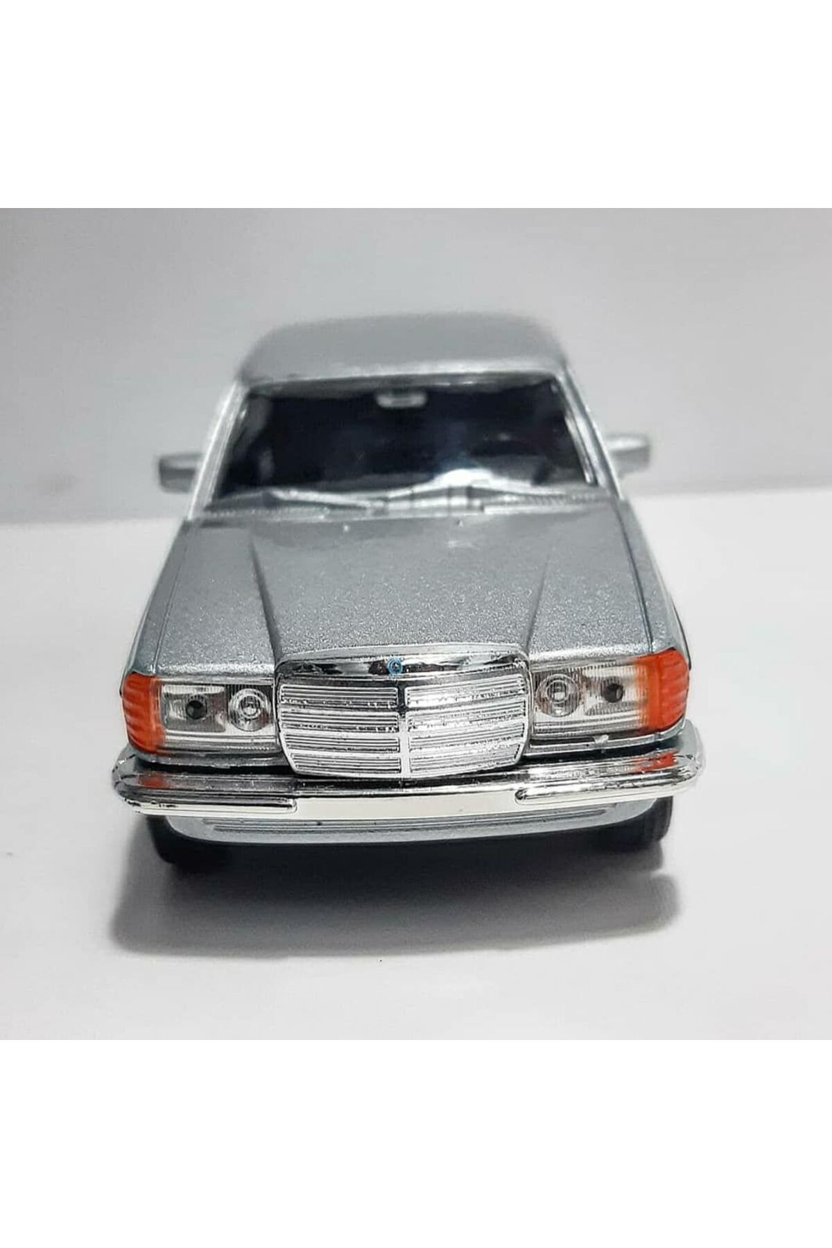 مدل خودرو 1.36 SCALE WELLY BREND MERCEDES BENZ W123 CASE GRY COLOR 12CM METAL CAR اورجینال WELLY