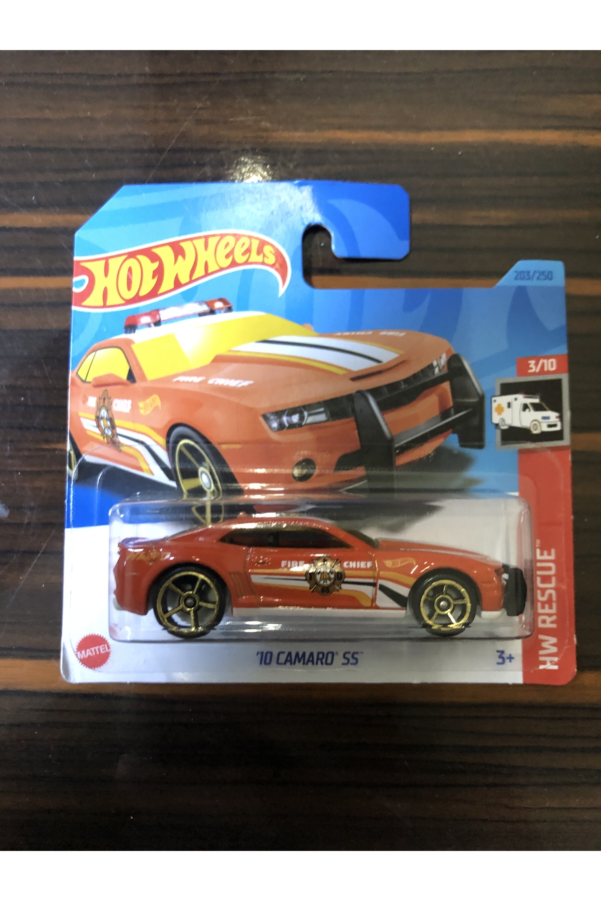 ماشین اسباب بازی '10 CAMARO SS یک محصول زیبا و کلکسیونی است از ترکیه HOT WHEELS