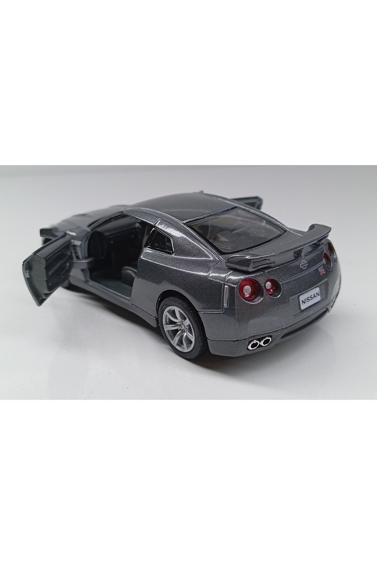مدل خودرو مقیاس 1:36 2009 NISSAN GT R 35 PULL DROP METAL CAR اورجینال Kinsmart