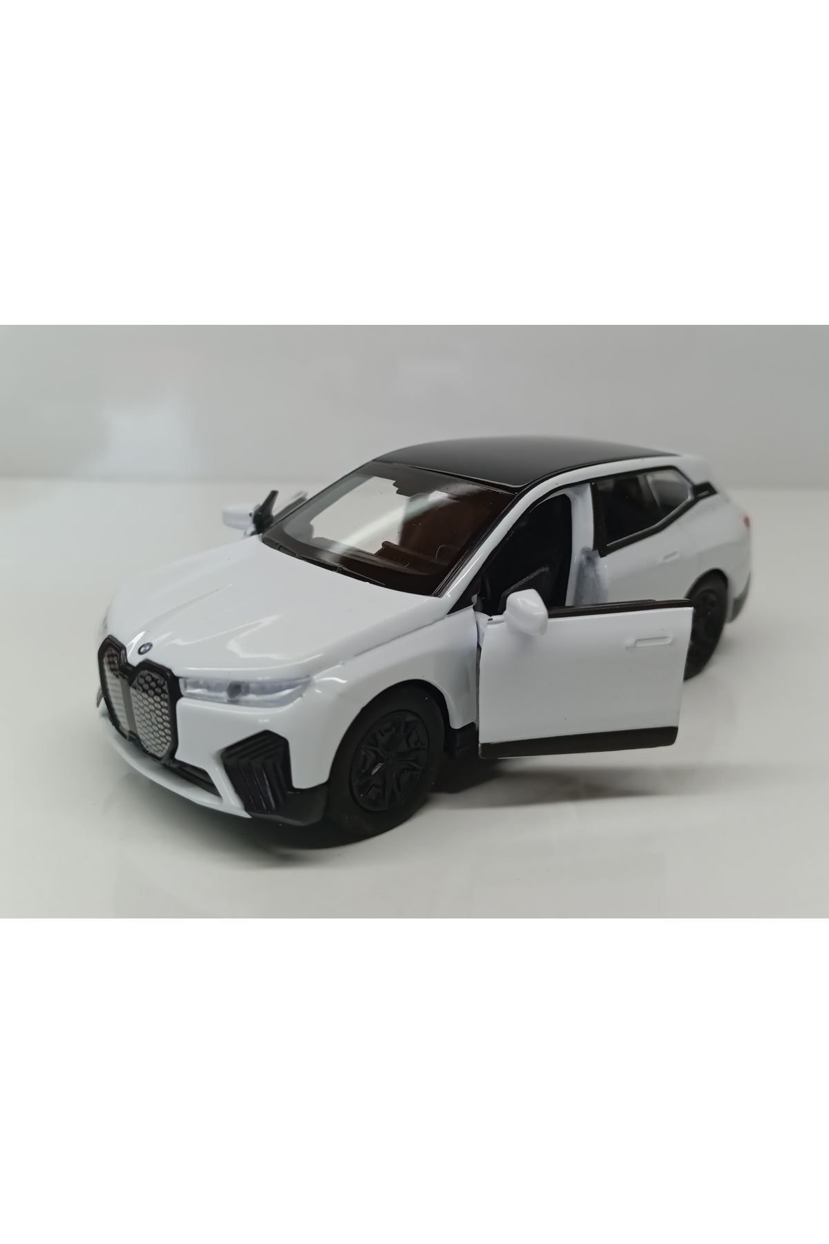 مدل خودرو DIANOMI WELLY در مقیاس 1:32 BMW IX PULL DROP 12 CM METAL CAR اورجینال WELLY