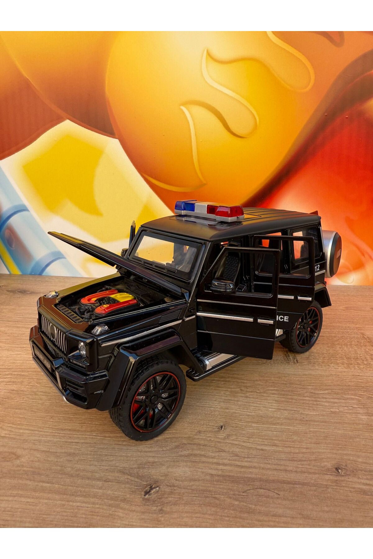 مدل خودرو مرسدس G65 DIECAST CAR پلیس باز کن درب صندوق عقب تعلیق با نور صدا اورجینال scntoys