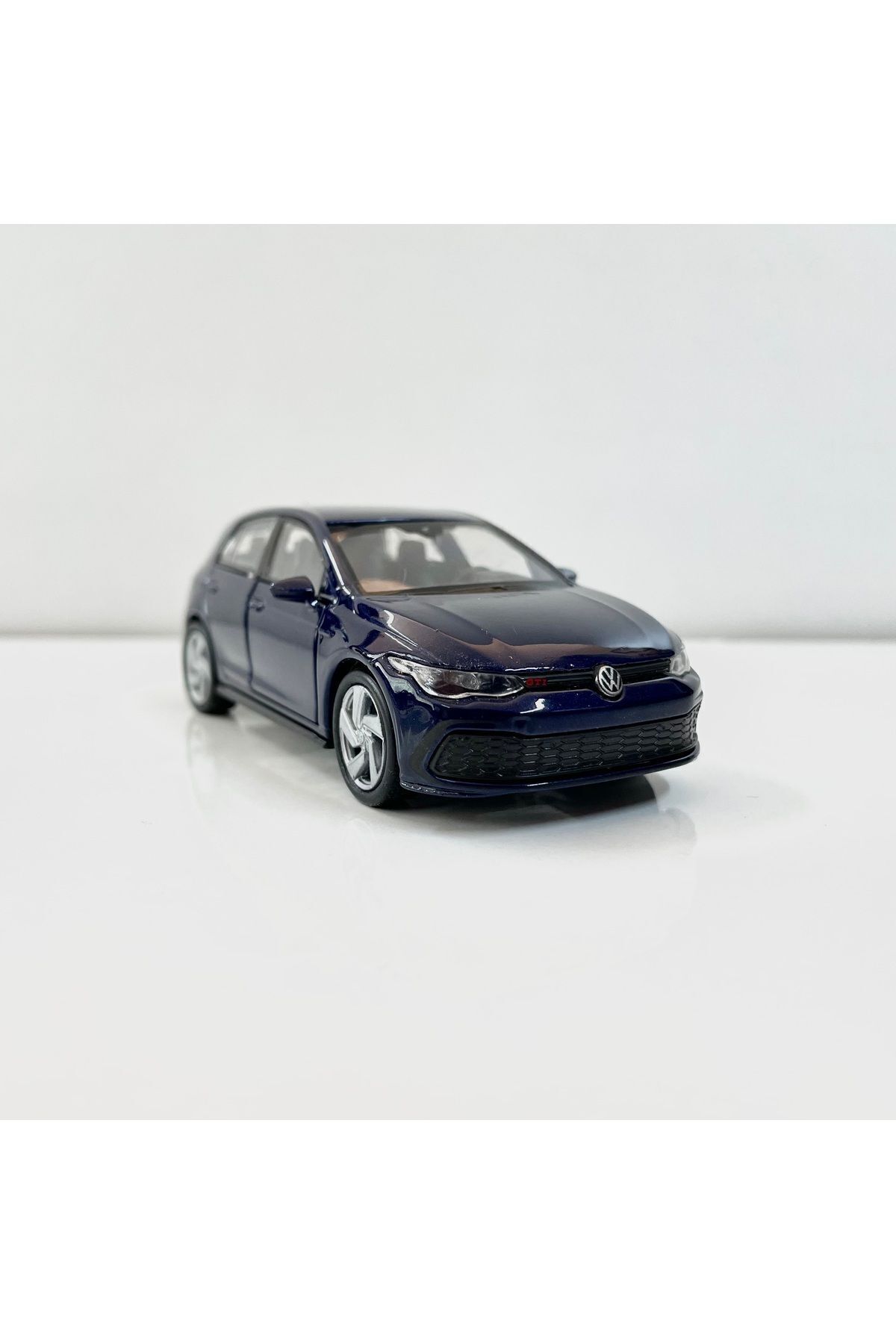 مدل خودرو VOLKSWAGEN GOLF 8 GTI 1 36 SCALE WELLY DIECAST METAL CAR TOY PULL DROP از ترکیه WELLY
