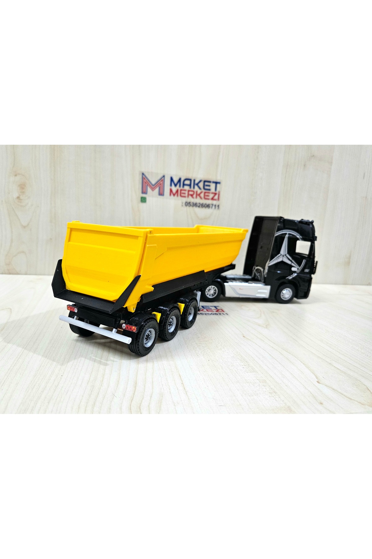 مدل خودرو 35 سانتی متر طول 1 36 MERCEDES ACTROS DUMP TRUCK MODEL نام نوشته شده مشکی اورجینال Maket