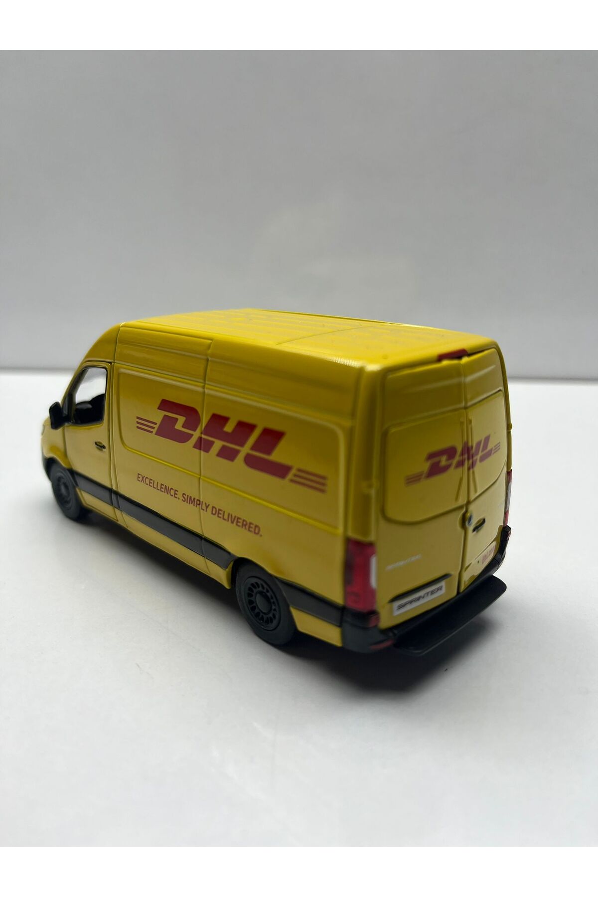 ماشین اسباب بازی مرسدس بنز اسپرینتر DIECAST مینی بوس باری DHL اصل 4 درب باز ارسال بررسی دراپ afreyz oyuncak