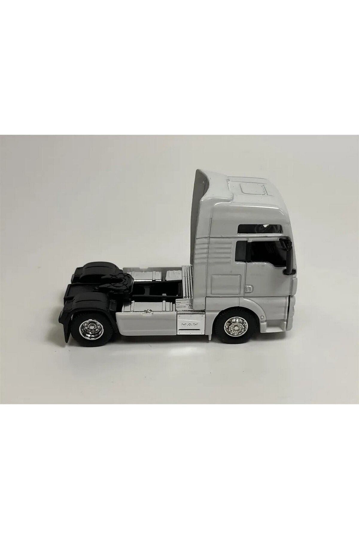 مدل خودرو MAN TGX XXL TRUCK 1 64 SCALE WELLY DIECAST METAL MODEL CAR اورجینال WELLY