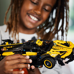 مجموعه ساختنی خودرو بوگاتی بولاید لگو LEGO تکنیک Technic مدل 42151، ۹۰۵ قطعه، حداقل سن ۹ سال