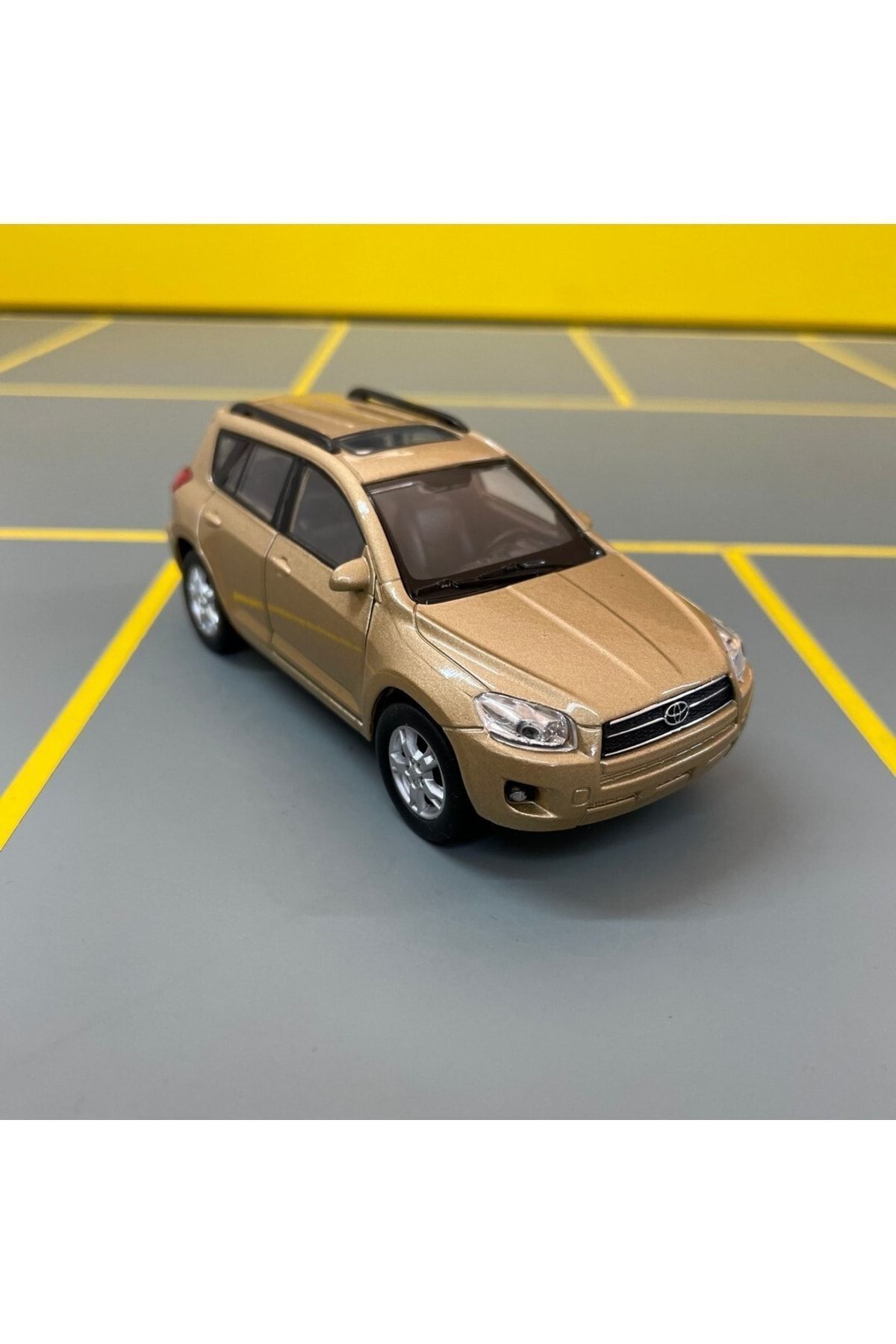 مدل خودرو TOYOTA RAV4 1 36 SCALE DIECAST METAL MODEL CAR PULL DROP TOY اورجینال WELLY