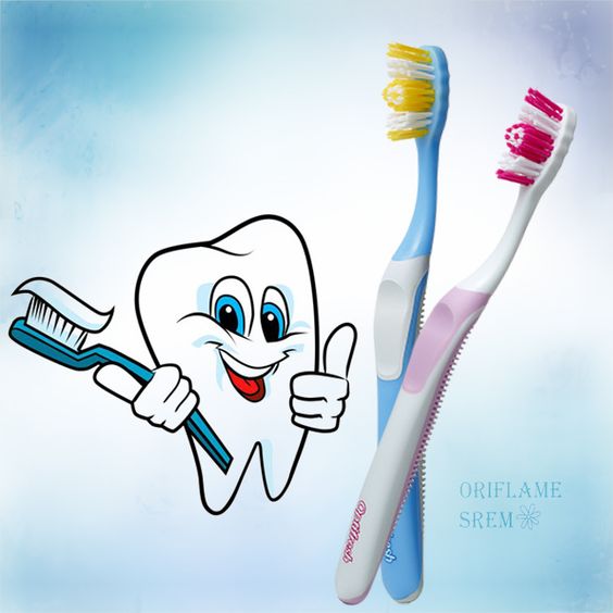 مسواک نرم اپتی فرش آبی رنگ سافت اوریفلیم Optifresh Oriflame