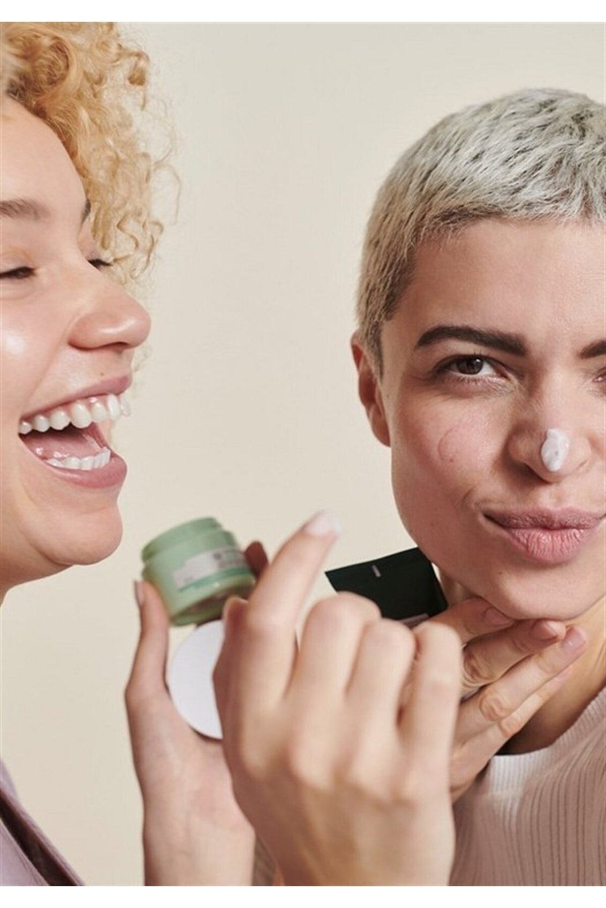 کرم روز مرطوب کننده آلوئه 50 میلی لیتر بادی شاپ The body shop