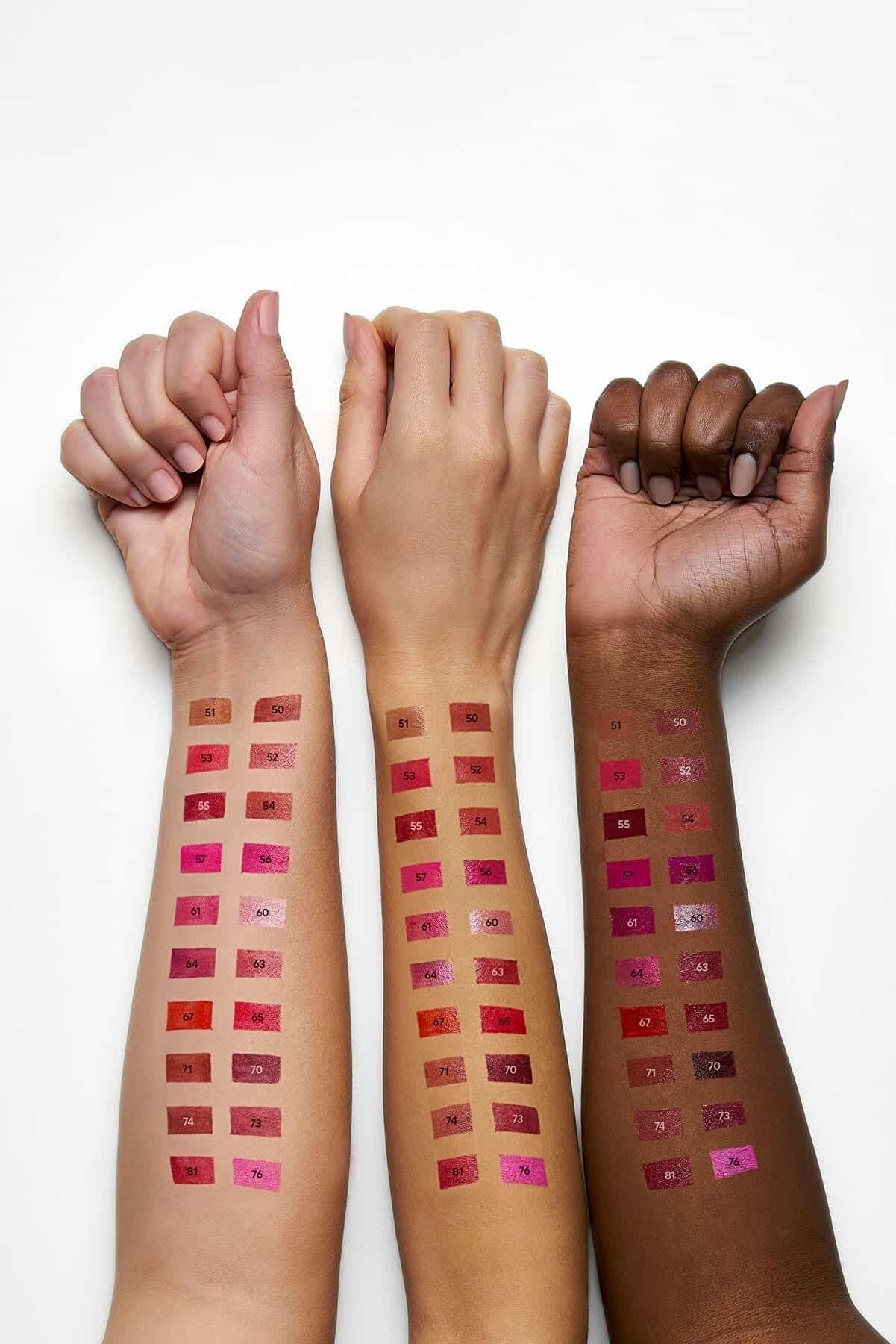 رژلب جامد مدل Lipstick رنگ صورتی شماره 74 گلدن رز Golden Rose