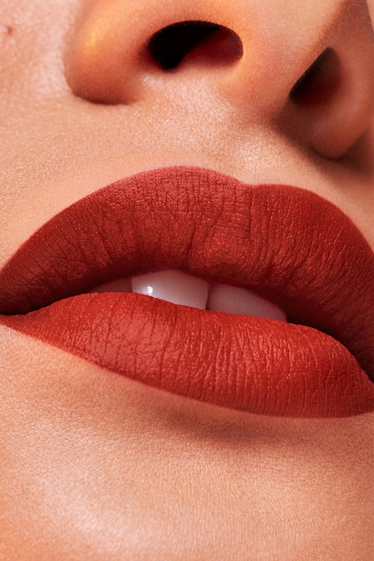 رژ لب مات مایع Pure Color Whipped حجم 9 میل استی لادر Estee Lauder