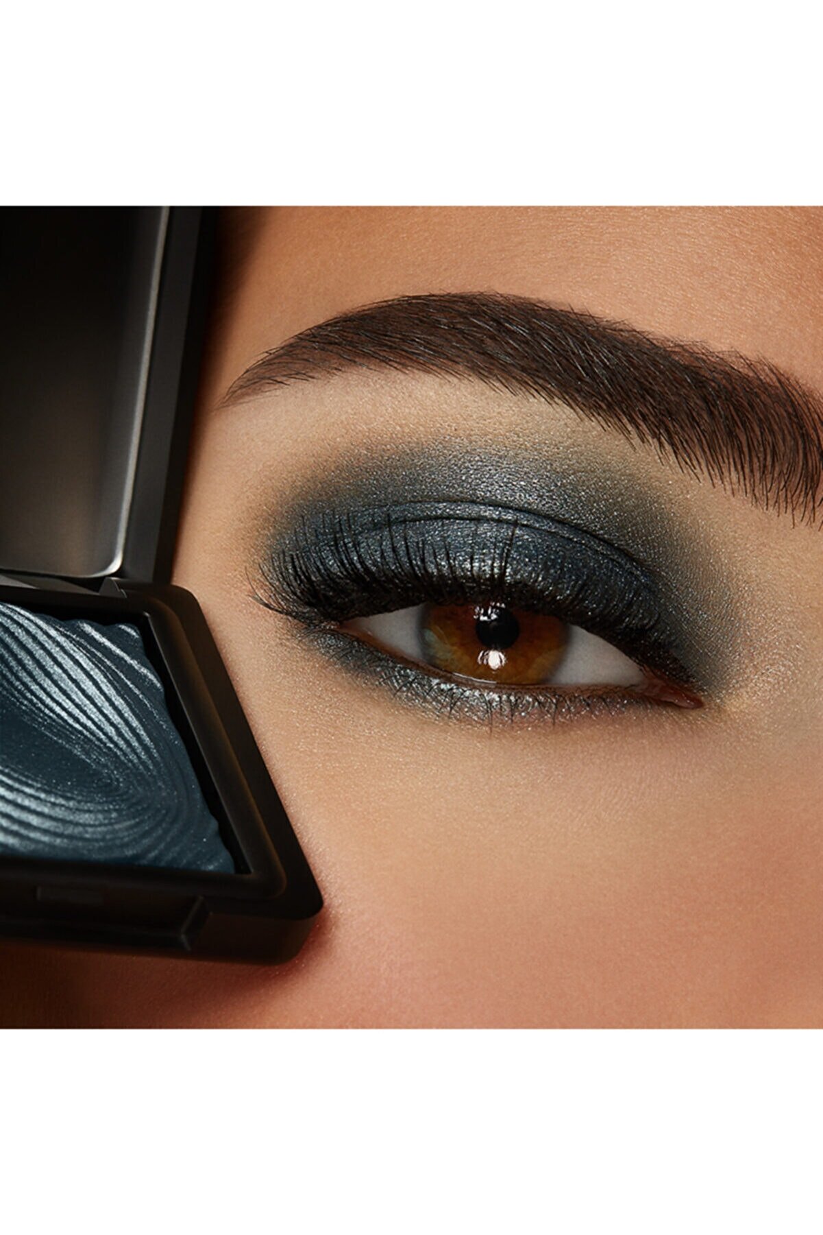 سایه چشم مدل Water Eyeshadow رنگ Dark Slate Green شماره 213 کیکو KIKO