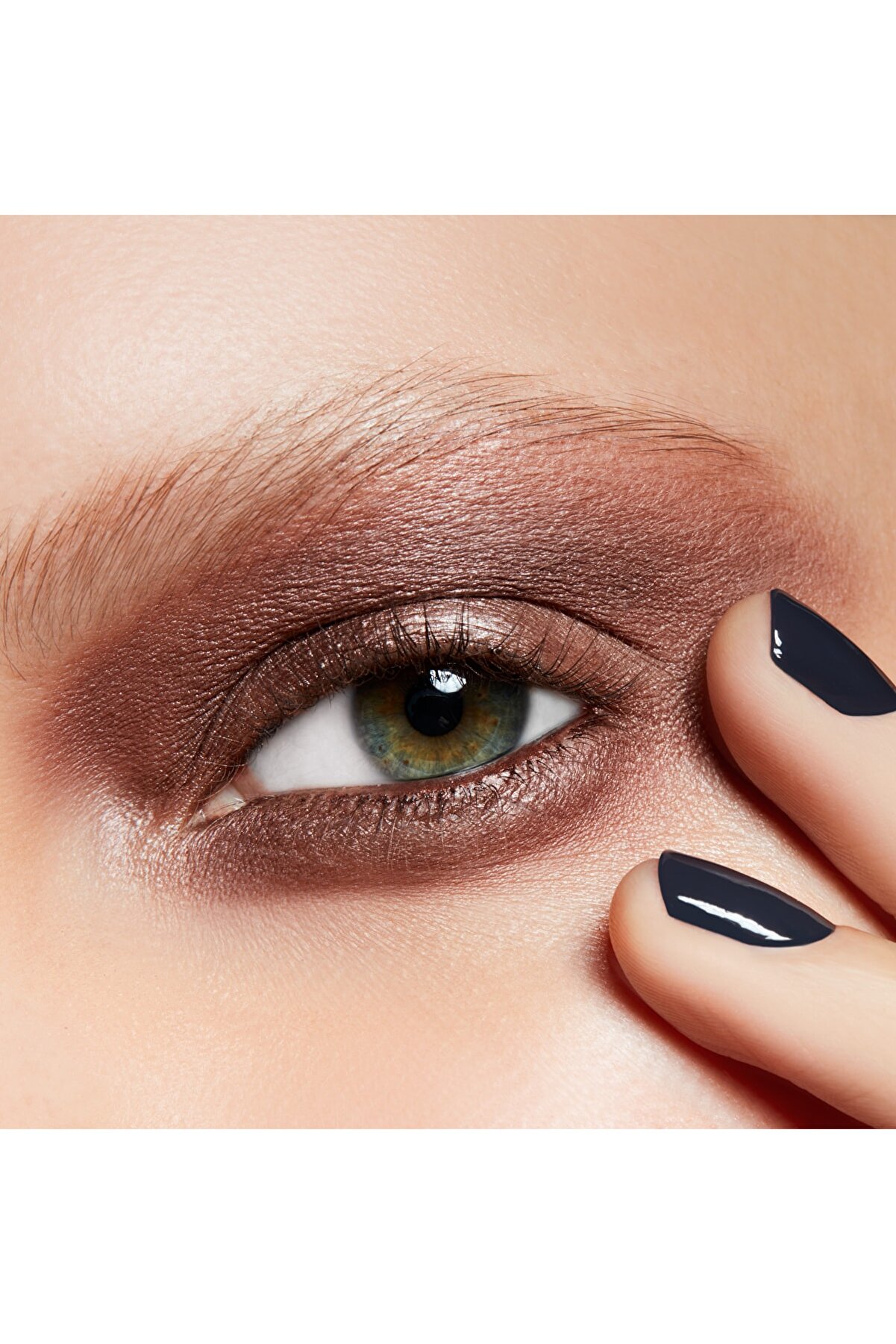 سايه چشم تکی مدل SATIN TAUPE  رنگ مایل به قرمز با درخشش نقره ای حجم 1.5 میل مک MAC