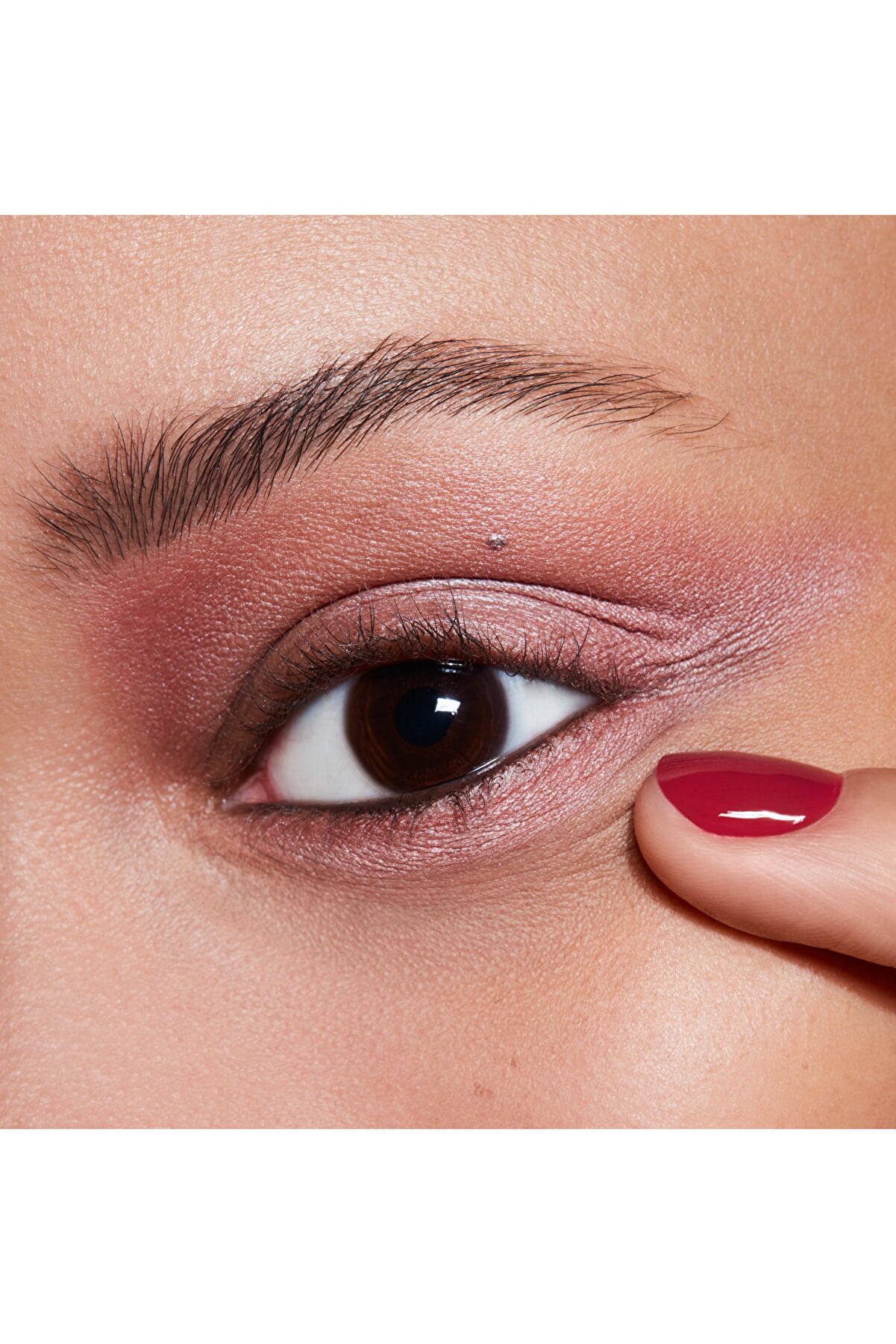 سايه چشم تکی مدل GIRLIE  رنگ صورتی مایل به صورتی با درخشندگی ظریف حجم 1.5 میل مک MAC