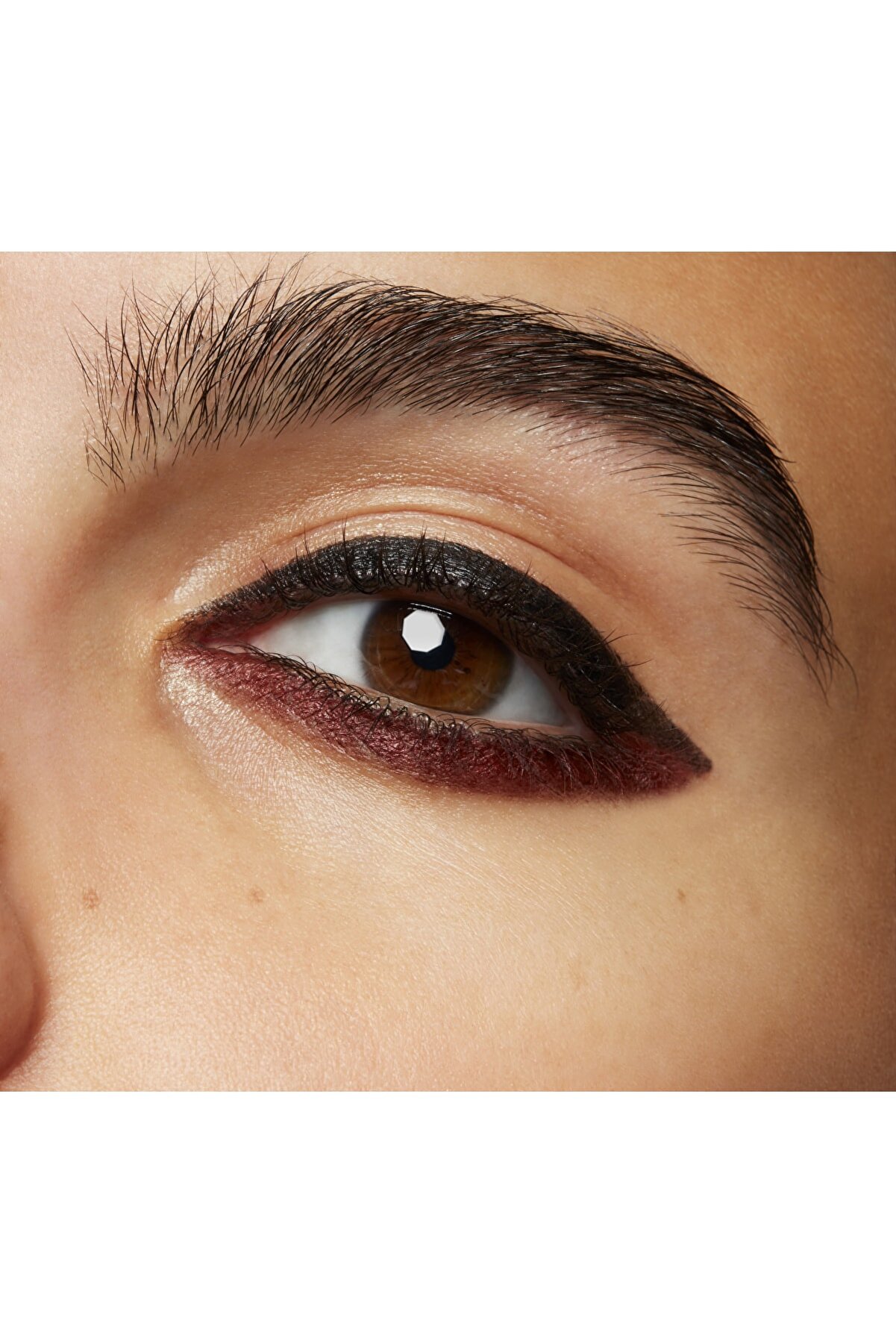 خط چشم مدادی ژلی کالر اکسز Colour Excess مدل GLIDE OR DIE سیاه کربنی حجم 35 میل مک MAC