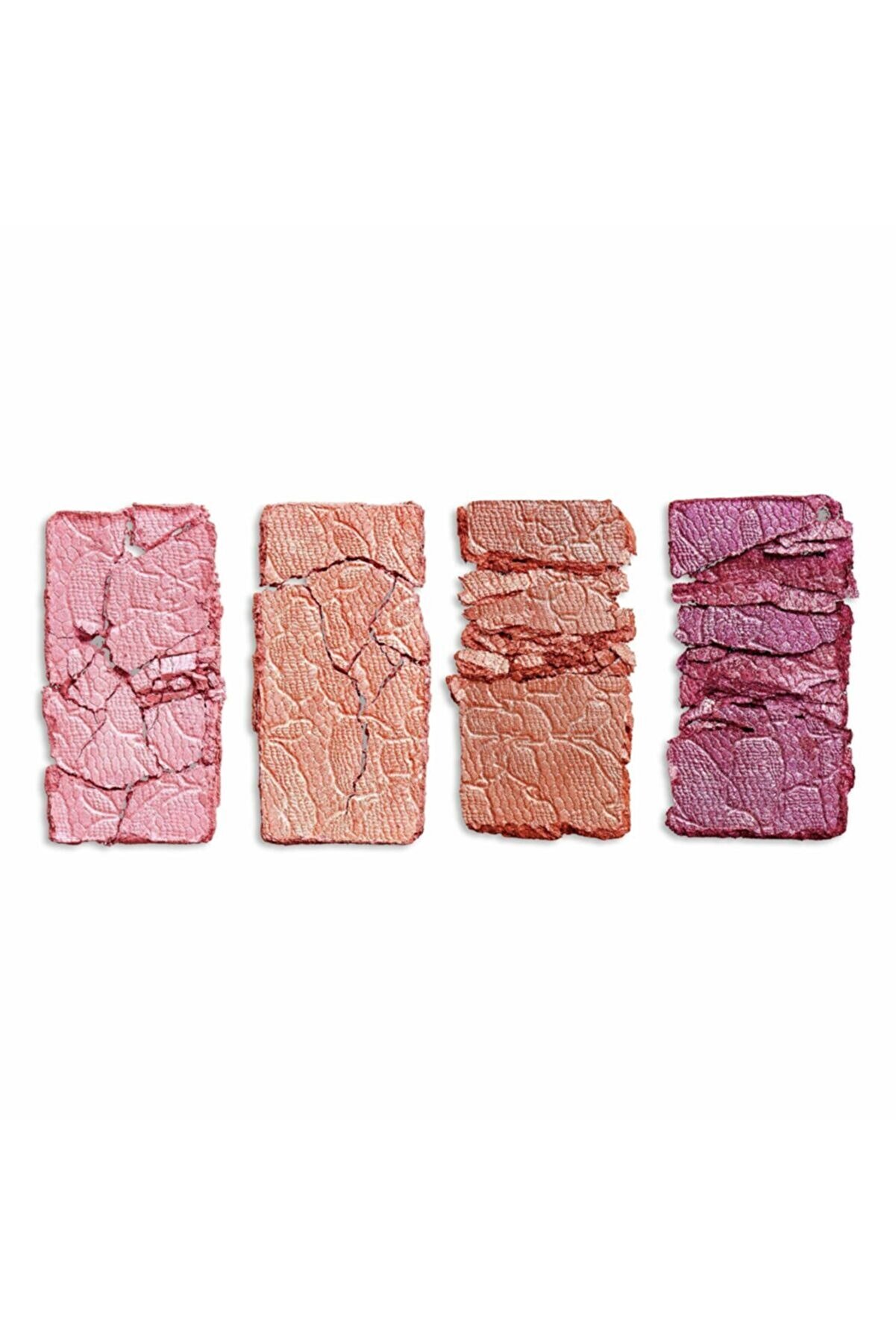 پالت رژگونه 4 عددی Vintage Lace Blush  رولوشن Revolution