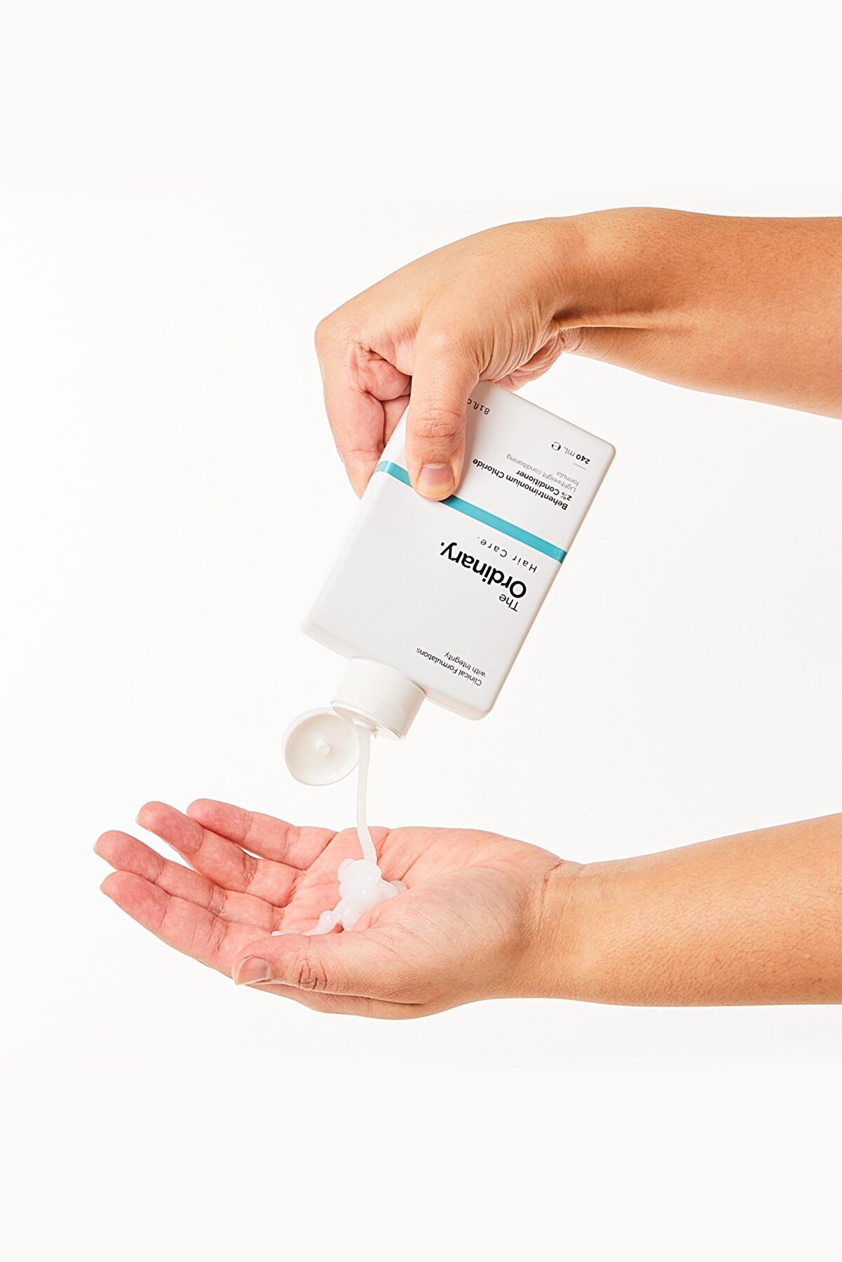 نرم کننده مو 2% بهنتریمونیوم کلراید اوردینری The Ordinary