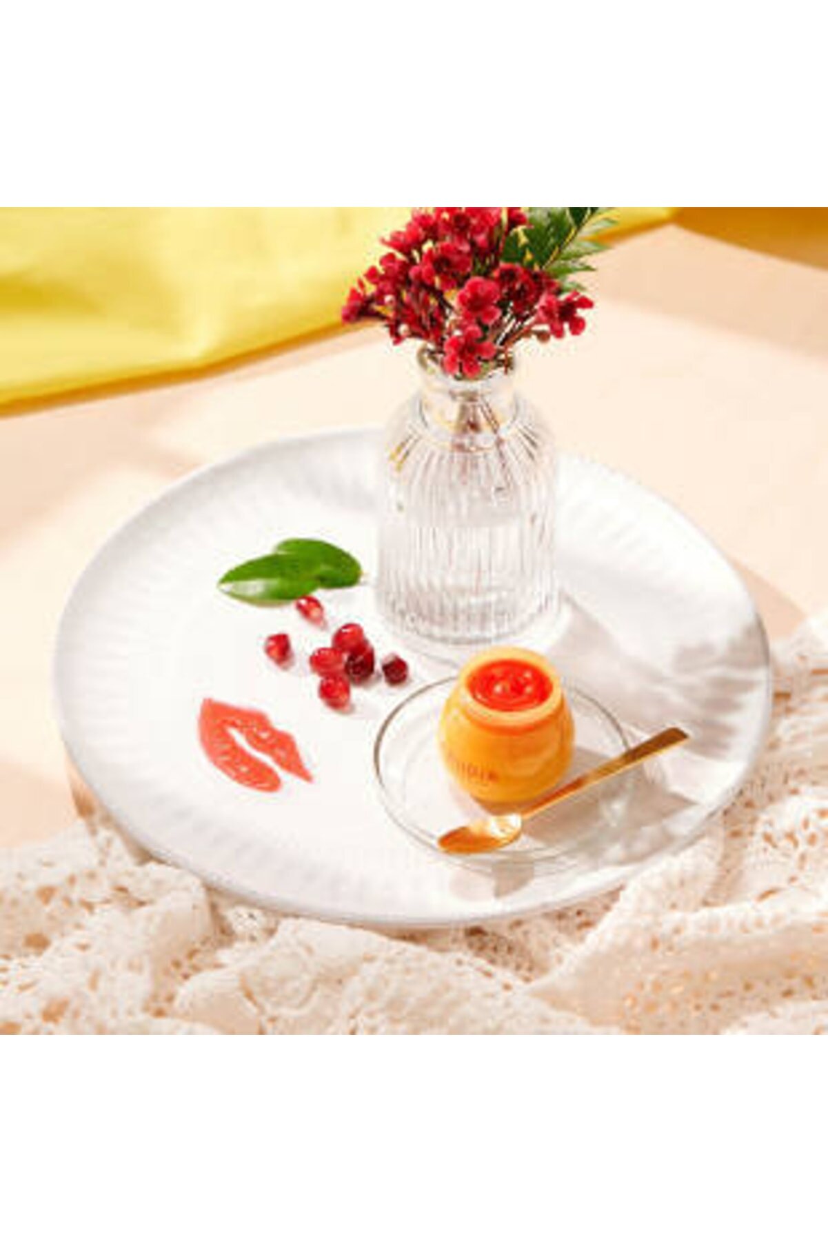بالم لب مرطوب کننده انار  فرودیا Frudia