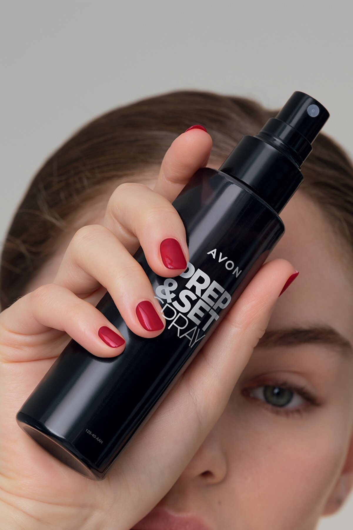 اسپری فیکس کننده آرایش آون Avon