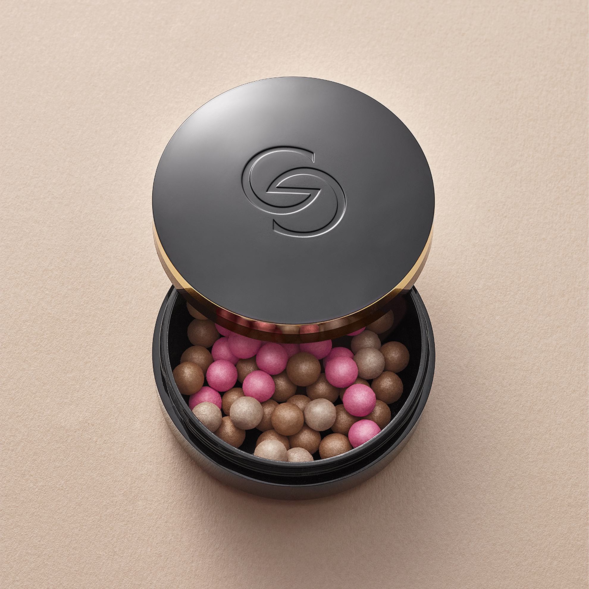 رژگونه مرواریدی سرم اینفیوزد اوریفلیم جوردانی گلد Oriflame Giordani Gold