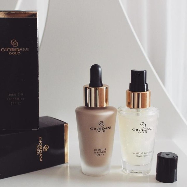 کرم پودر مایع سیلک جوردانی گلد Liquid Silk Giordani Gold
