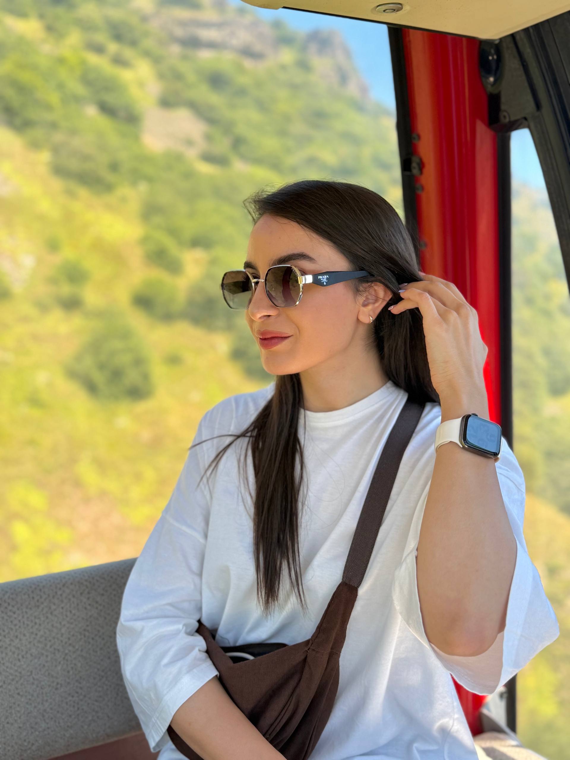 عینک آفتابی پرادا چندضلعی