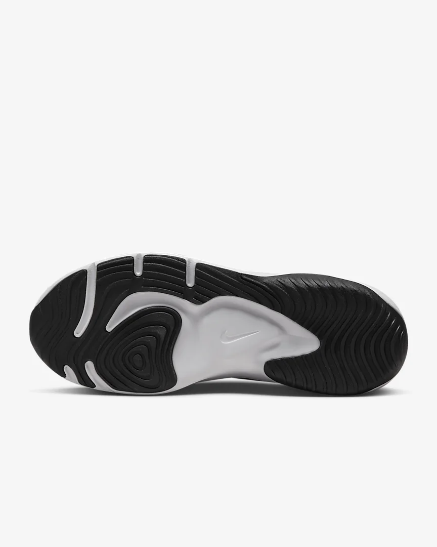 Nike Legend Essential 3 خرید و قیمت کفش ورزشی