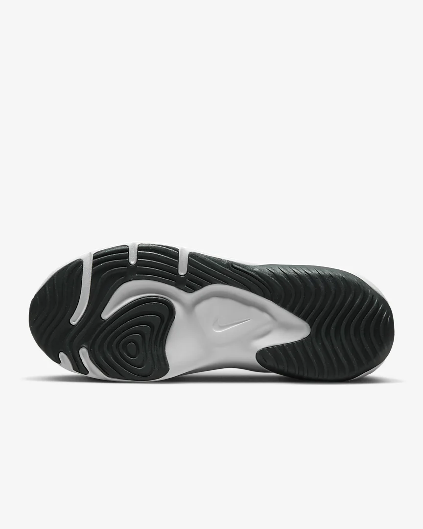 Nike Legend Essential 3 خرید و قیمت کفش ورزشی