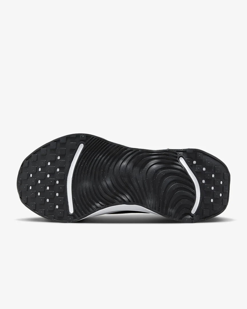 کفش ورزشی نایک موتیوا Nike Motiva - خرید کفش ترینینگ اصل موتیوا