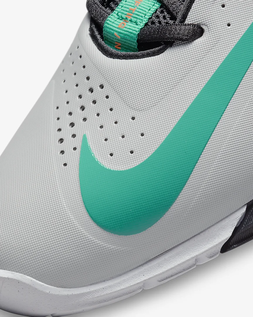 ساوالئوس نایک Nike Savaleos - کفش ورزشی اصل نایکی