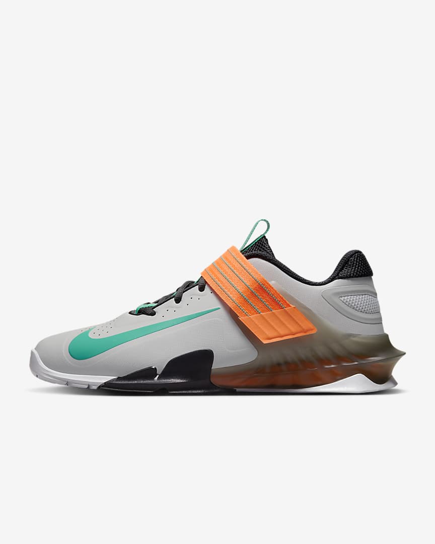 ساوالئوس نایک Nike Savaleos - کفش ورزشی اصل نایکی